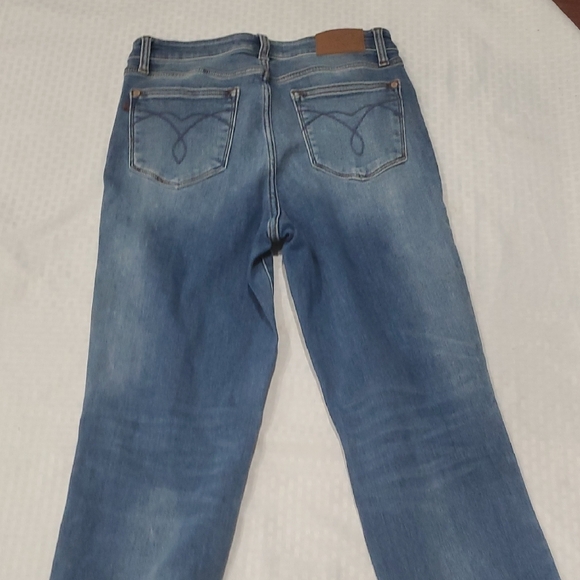 Judy Blue Straight Leg Jeans in Classic Blue - Picture 12 of 14